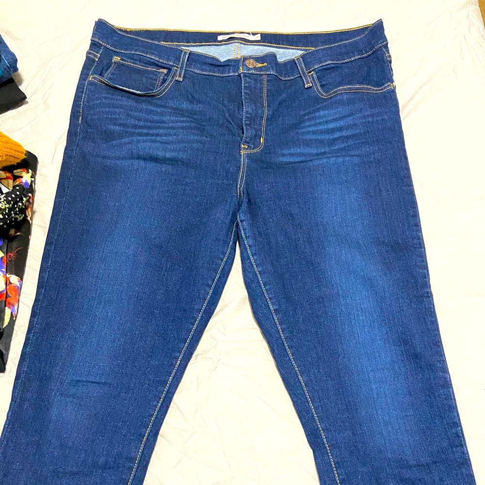 Levi’s high rise stretch